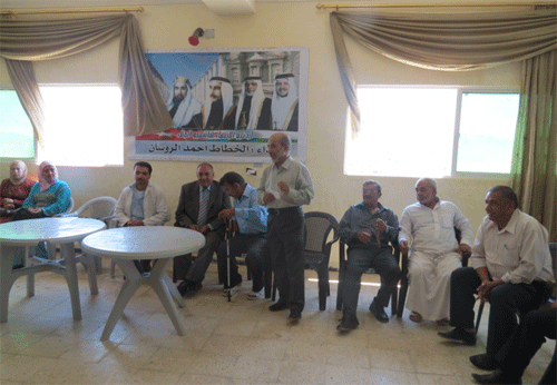 اجتماع اللجنة الصحية في كفرخل وتوزيع طرود الخير