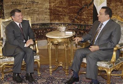 عمان والقاهرة تشددان على اطلاق مفاوضات جادة وفق صيغة حل الدولتين عمان والقاهرة تشددان على اطلاق مفاوضات جادة وفق صيغة حل الدولتين