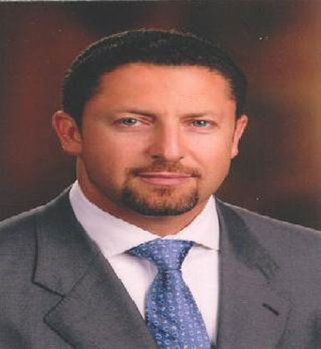 وزير النقل يتفقد مطار الملكة علياء الدولي