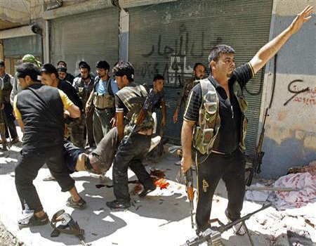 طول أمد معركة حلب يشير الى ضغوط على الجيش السوري طول أمد معركة حلب يشير الى ضغوط على الجيش السوري
