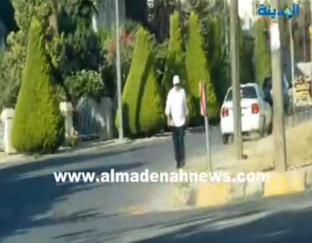فيصل الفايز يتمشى متخفيا في دابوق ( فيديو )