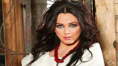 سلاف إلى مصر بعد العيد