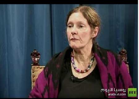 والدة جوليان اسانج : لقد قال إبني الحقيقة للعالم