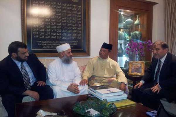 مطالب بدعم ماليزي للثورة السورية