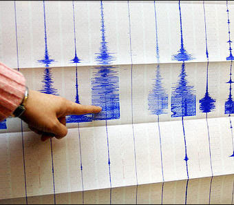 هزة أرضية بقوة 3ر4  في دولة الامارات  