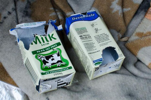 فأرة ميتة.. في علبة حليب