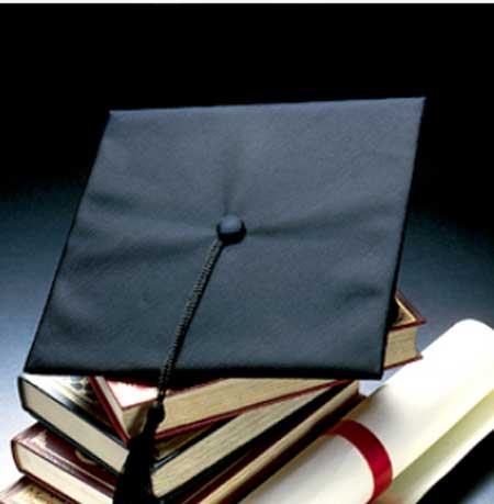 تخريج الفوج التاسع عشر من تلاميذ كلية الخدمات الطبية الملكية تخريج الفوج التاسع عشر من تلاميذ كلية الخدمات الطبية الملكية
