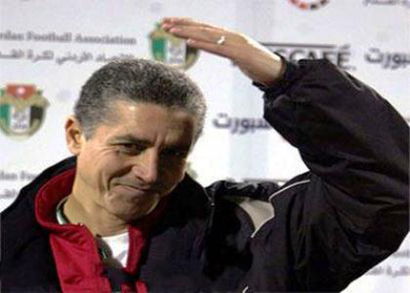 المصري محمد عمر مديرا فنيا لفريق الوحدات