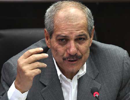 الطراونة : لاتوجد حكومة بالعالم ترغب برفع الاسعار الطراونة : لاتوجد حكومة بالعالم ترغب برفع الاسعار