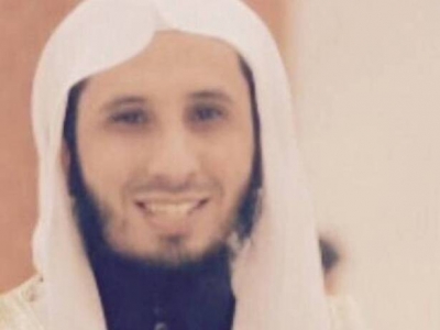 راقي سعودي: الجن يراسلني على الجوال.. !! راقي سعودي: الجن يراسلني على الجوال.. !!