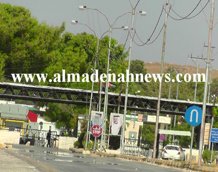 المدينه نيوز تكشف اسباب اغلاق مركزجمرك درعا الرمثا 