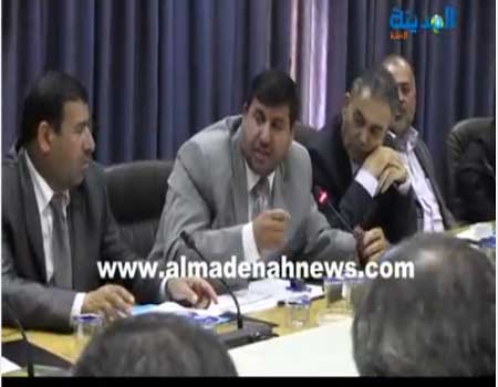 النائب السعود يتحدث عن موقع ألكتروني نشر أن رئيس حكومة سابقا يشتهي كالنساء ( فيديو ) النائب السعود يتحدث عن موقع ألكتروني نشر أن رئيس حكومة سابقا يشتهي كالنساء ( فيديو )