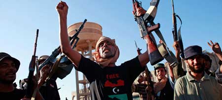  قتلى و10 جرحى في اشتباك بعد محاولة هدم أحد الاضرحة في ليبيا