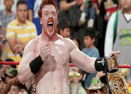 WWE تقدم عرضا حيا في القاهرة WWE تقدم عرضا حيا في القاهرة