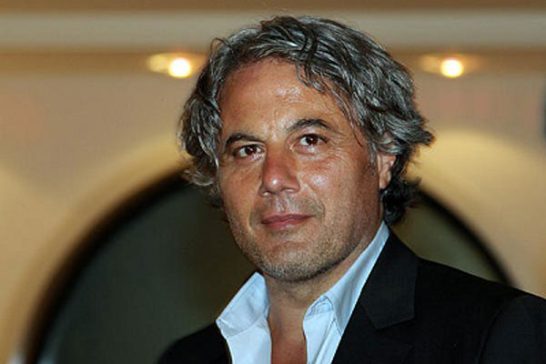 مناف طلاس يؤكد أن الاستخبارات الفرنسية هي التي أخرجته من سوريا 