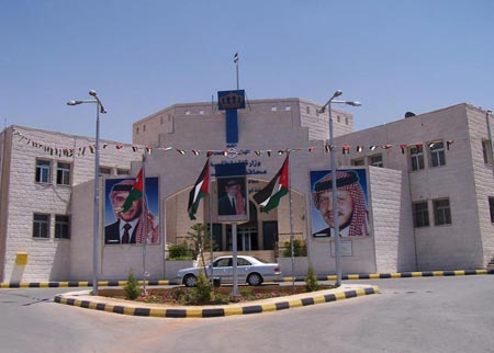 فاعليات شعبية في الزرقاء تستنكر الحراكات المثيرة للفتنة