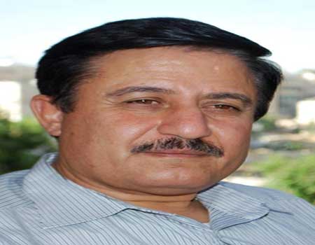  الناقد التشكيلي انعيم في ندوة بحثية بالشارقة