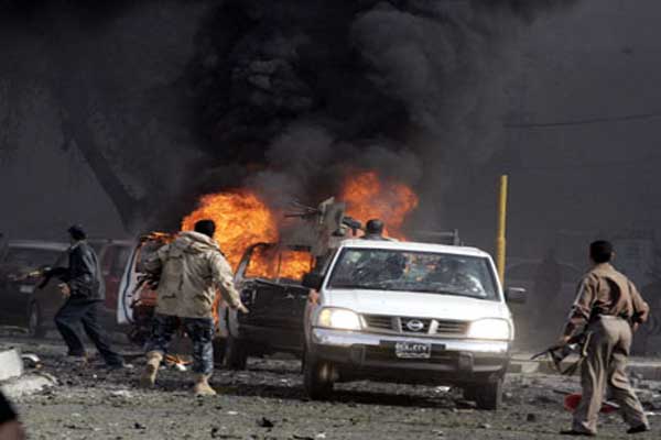 انفجار عبوة ناسفة فى محيط السفارة الأمريكية بالعاصمة اليمنية