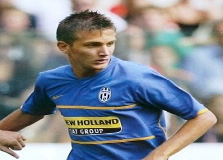 اسقاط تهم التلاعب عن لاعب جنوى السابق كريشيتو اسقاط تهم التلاعب عن لاعب جنوى السابق كريشيتو
