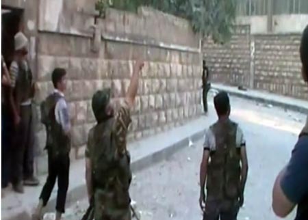 النظام يقصف أحياء بحمص وحلب 