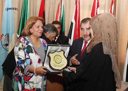 تخريج دفعة جديدة من مهندسي الاتصالات الجوية من كلية الملكة نور الفنية 