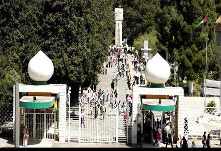 زي جديد لرجال أمن الجامعة الأردنية 