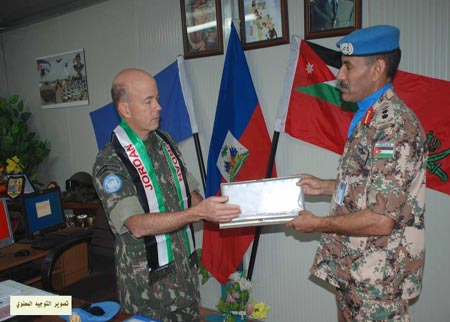 مسؤول عسكري أممي يزور كتيبة حفظ السلام الاردنية في هاييتي 