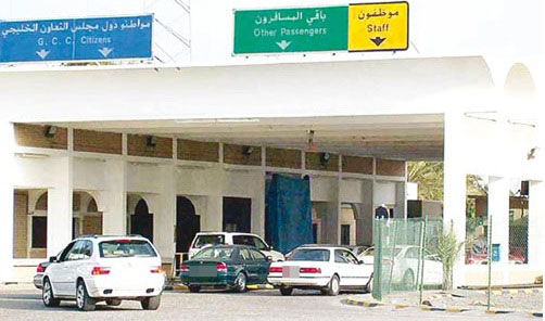 سعودي يدخل الكويت ببيانات طفل بحريني سعودي يدخل الكويت ببيانات طفل بحريني