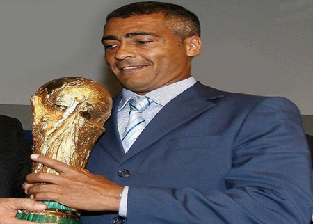 روماريو يطالب رئيسة البرازيل بالتدخل في منتخب البلاد روماريو يطالب رئيسة البرازيل بالتدخل في منتخب البلاد