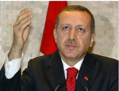 أردوغان يقول إن الأسد بات ميتاً سياسياً