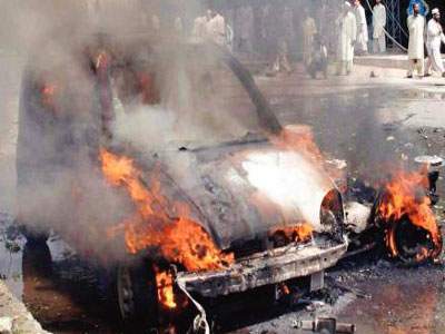 11 قتيلا بانفجار قنبلة في بيشاور 