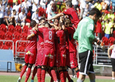 مايوركا يتخطى فالنسيا بهدفين في الدوري الاسباني مايوركا يتخطى فالنسيا بهدفين في الدوري الاسباني