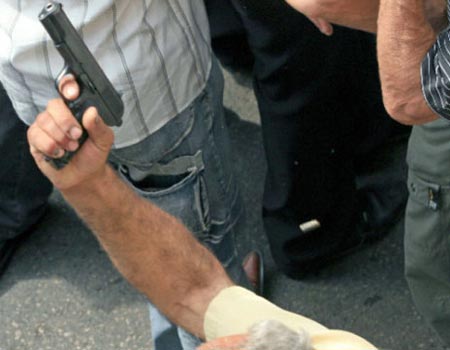 ميثاق شرف في ناعور ينبذ اطلاق الاعيرة النارية  