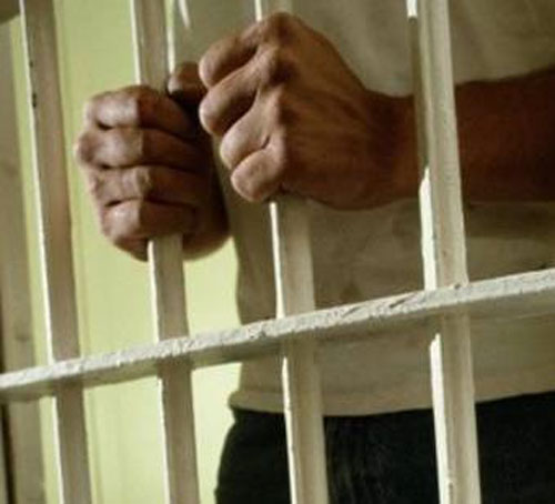 المؤبد لقاتل زوجته الحامل بعد اعتقاده أن أرواحاً تلبستها