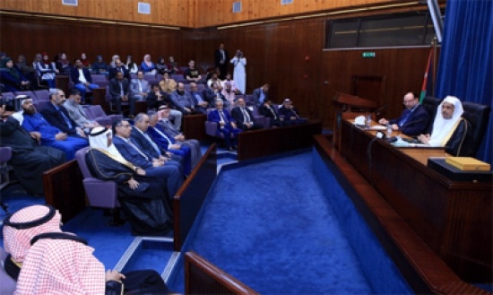 الأمين العام لرابطة العالم الإسلامي: (800) مادة فكرية إرهابية وجهت للشباب عبر وسائل التواصل الاجتماعي من قبل التنظيمات الإرهابية الأمين العام لرابطة العالم الإسلامي: (800) مادة فكرية إرهابية وجهت للشباب عبر وسائل التواصل الاجتماعي من قبل التنظيمات الإرهابية