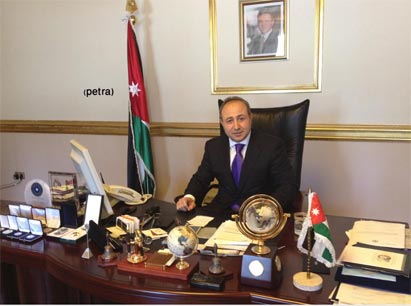 نفاع يدعو للإسراع بانجاز المركز اللوجستي الأردني في هنغاريا نفاع يدعو للإسراع بانجاز المركز اللوجستي الأردني في هنغاريا