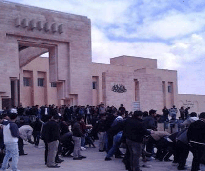 طلبة آل البيت ينتصرون لرسول الله طلبة آل البيت ينتصرون لرسول الله