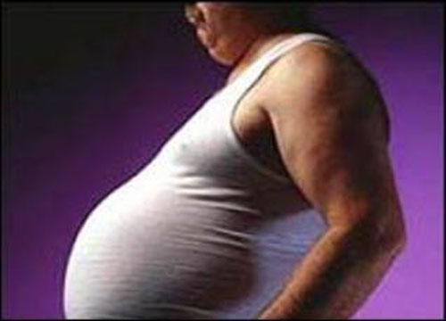 تعرض للطعن 38 مرة.. وأنقذته بدانته تعرض للطعن 38 مرة.. وأنقذته بدانته