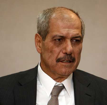 رئيس الوزراء يستقبل مسؤولا اميركيا 