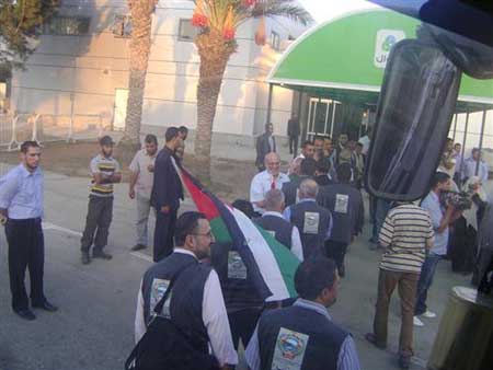 وصول قافلة " أنصار 3 " الأردنية الى قطاع غزة 