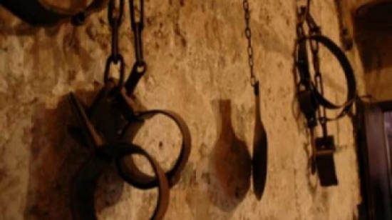 التعذيب في سجون النظام يودي بحياة 74 سوريا خلال شهر التعذيب في سجون النظام يودي بحياة 74 سوريا خلال شهر