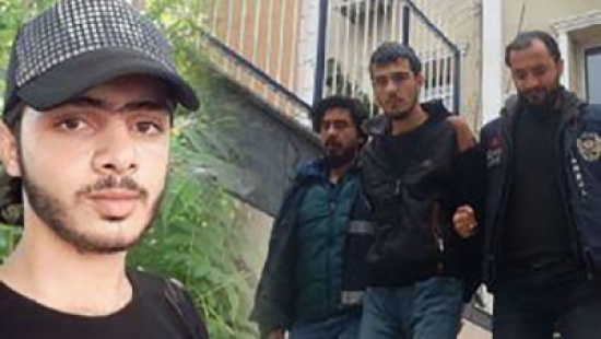 سوري يقتل سورياً آخر كان برفقة خطيبته في حديقة بسبب ” قشرة بزر ” ! سوري يقتل سورياً آخر كان برفقة خطيبته في حديقة بسبب ” قشرة بزر ” !