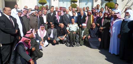 الامير مرعد يكرم عددا من المصابين العسكريين