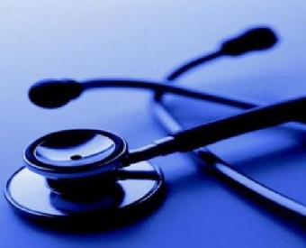 المستشفيات الخاصة والتأمين الصحي يبحثان المطالبات المالية للدرجة الاولى 