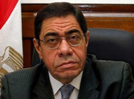 عن إقالة النائب العام المصري : ليست مذبحة قضائية بل تطهير واجب