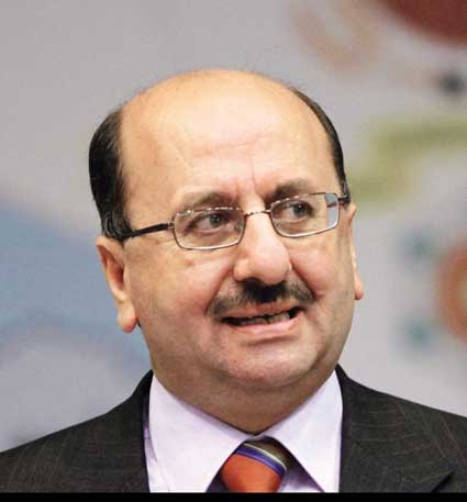 المعايطة يطلع على الواقع الثقافي في الطفيلة  