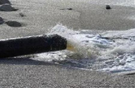 المياه توضح اسباب التدفق عند مخيم الشهيد المفتي 