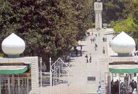 الجامعة الاردنية تنظم معرضا بعنوان على أسوار القدس نلتقي
