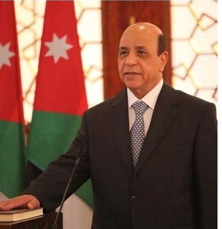 وزير الداخلية: واجب الحاكم الاداري خدمة المواطنين في منطقة اختصاصه وزير الداخلية: واجب الحاكم الاداري خدمة المواطنين في منطقة اختصاصه