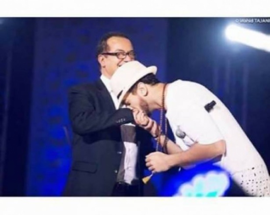 فيديو مؤثر - شاهدوا ماذا فعل والد سعد لمجرد تعبيراً عن شوقه له! فيديو مؤثر - شاهدوا ماذا فعل والد سعد لمجرد تعبيراً عن شوقه له!